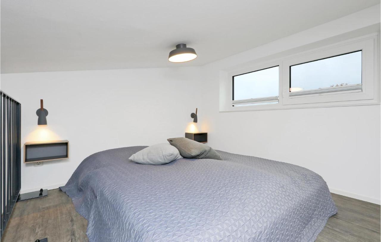 2 Bedroom Beach Front Home In Lembruch-Duemmer See ภายนอก รูปภาพ
